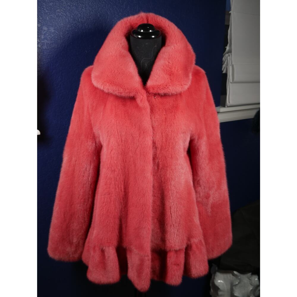 Stunning NWOT Hot Coral Pink Mink Fur Coat Jacket